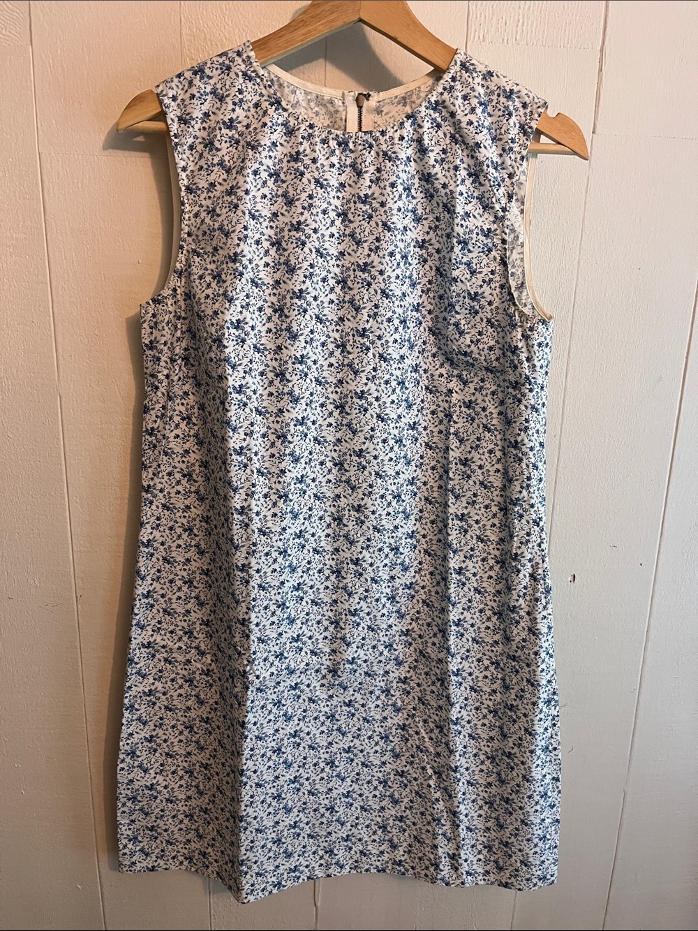Sleeveless Blue Floral Shift Dress